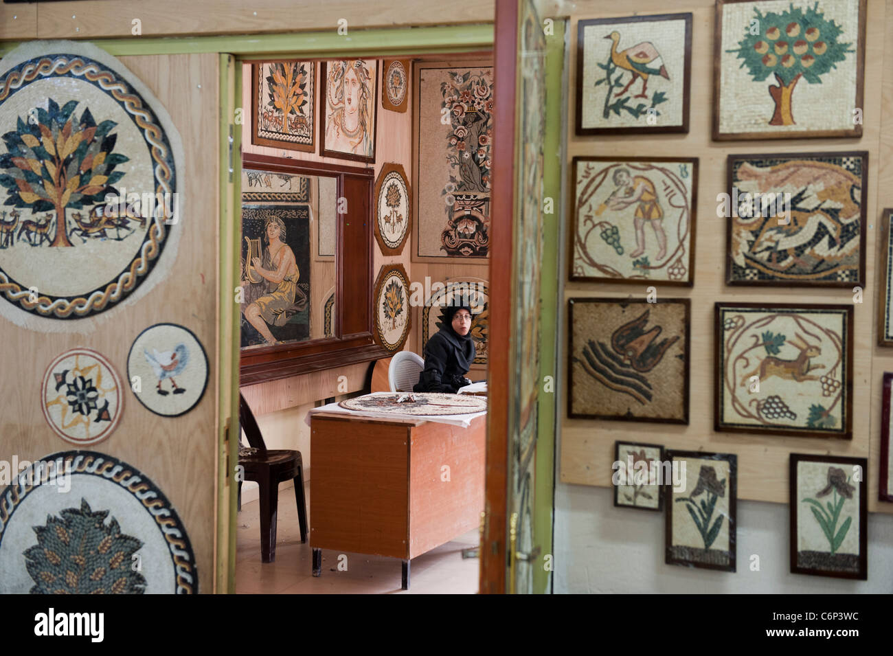 Il centro artigianale e laboratorio di mosaico. Madaba. Giordania Foto Stock