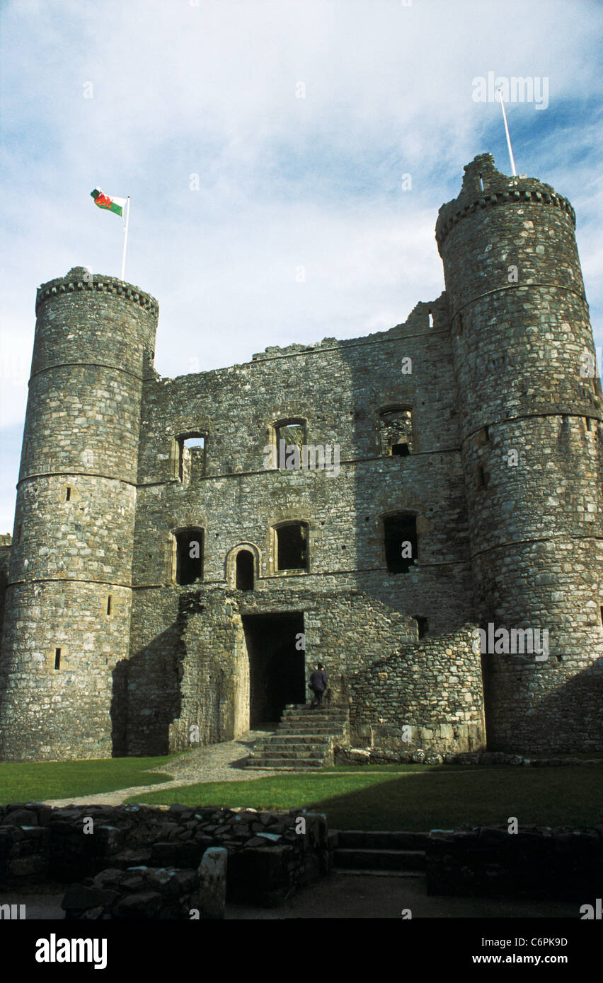 Harlech Castle, Galles del Nord, fondata da Edoardo I di Inghilterra nel 1289 AD. Foto Stock