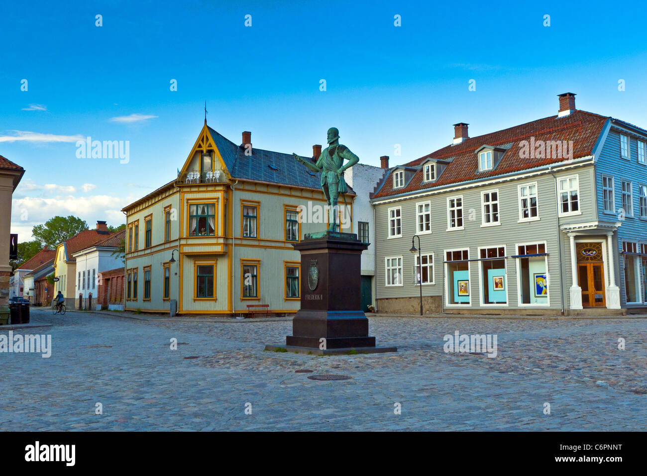 La città storica piazza nel Gamlebyen città vecchia di Fredrikstad, Norvegia Foto Stock