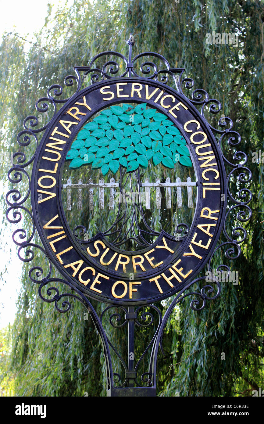 Il servizio volontario Villaggio del Consiglio dell'anno, Brockham un grazioso paesino vicino a Dorking, Surrey in Inghilterra REGNO UNITO Foto Stock