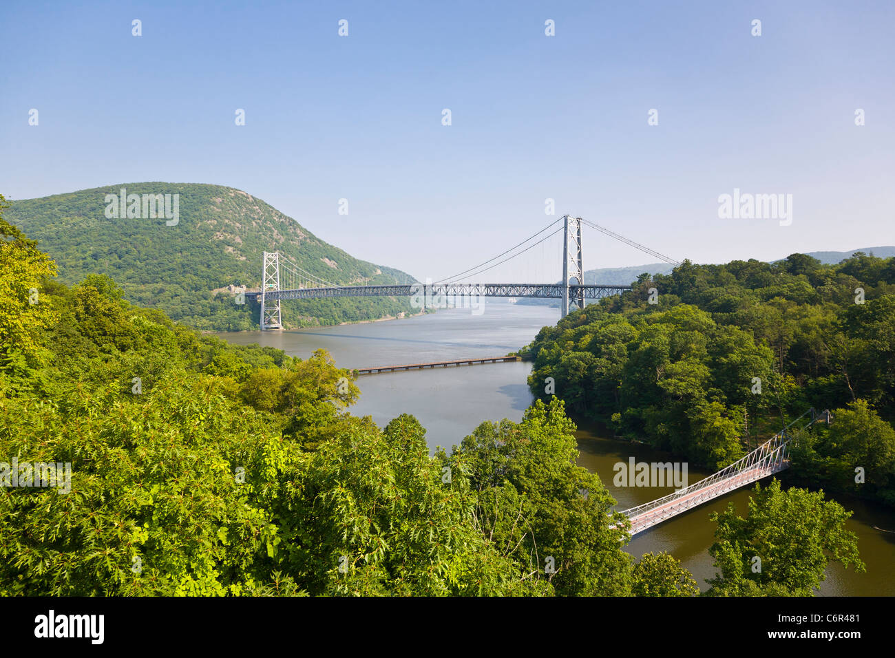 Bear Mountain sospensione ponte che attraversa il fiume Hudson nello Stato di New York Foto Stock