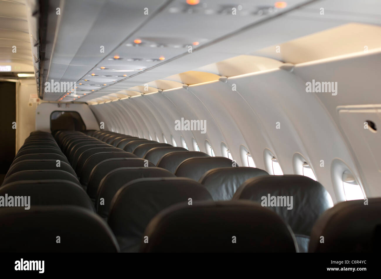 All'interno di un piano vuoto. L'immagine orizzontale Foto Stock
