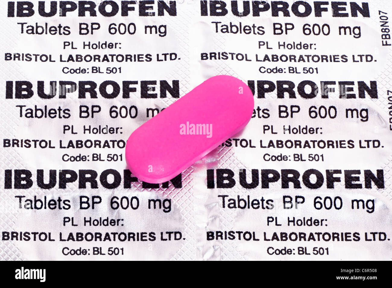 Ibuprofene 600 mg immagini e fotografie stock ad alta risoluzione - Alamy