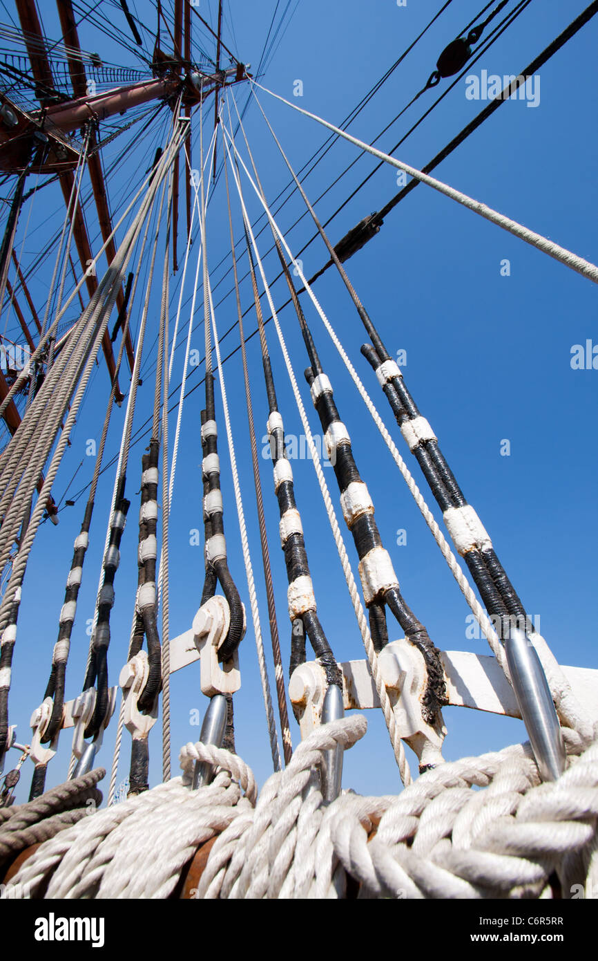 Corde della nave della vela Foto Stock