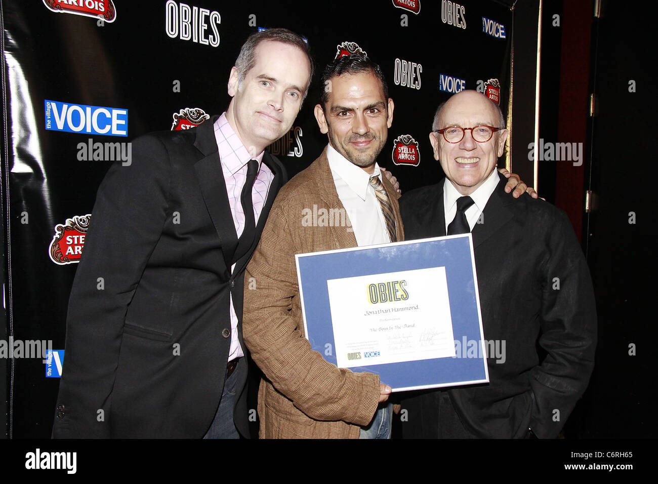 Jack Cummings III, Jonathan Hammond e Mart Crowley frequentando il 2010 Village Voice OBIE Awards, onorando il meglio di Foto Stock