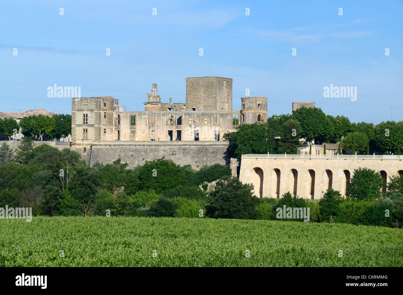 Rovinato Rinascimento Château de la Tour d'Aigues, Luberon, Provenza, Francia Foto Stock