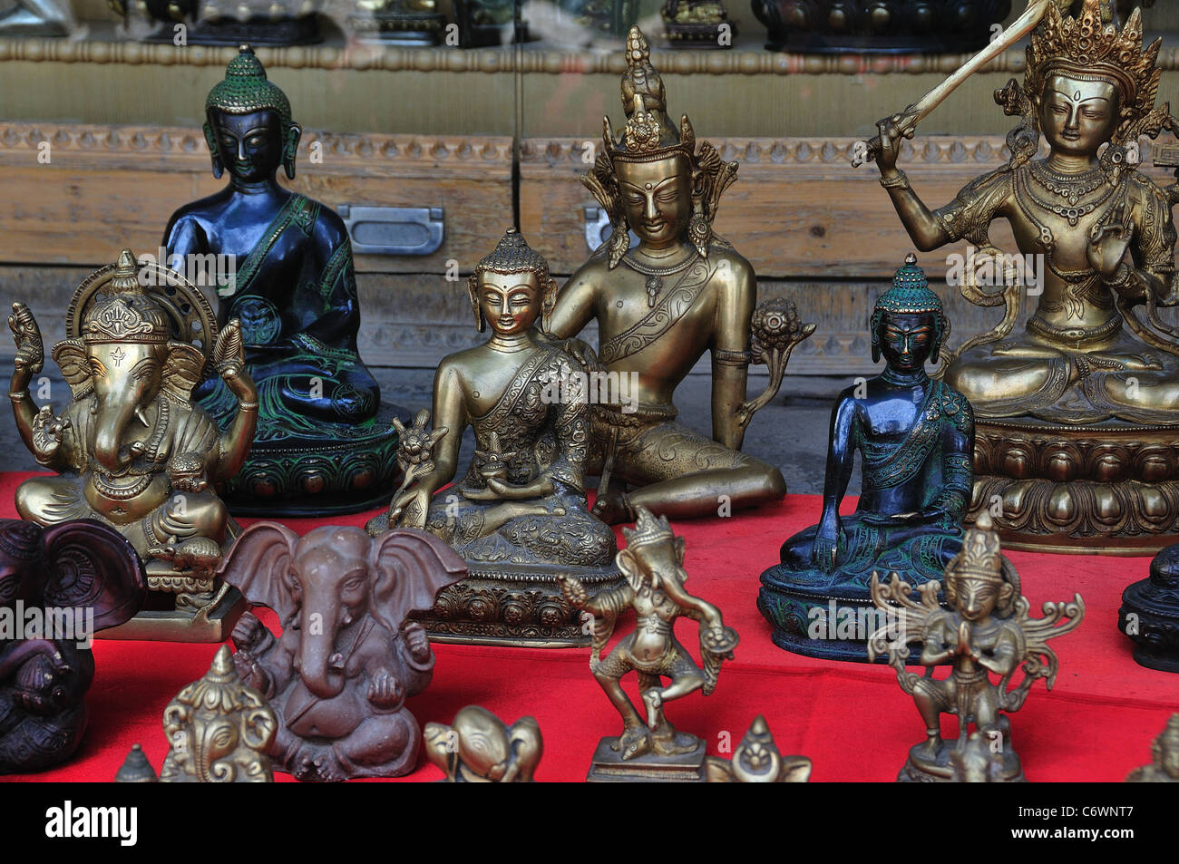 Presso il negozio di souvenir. Foto Stock