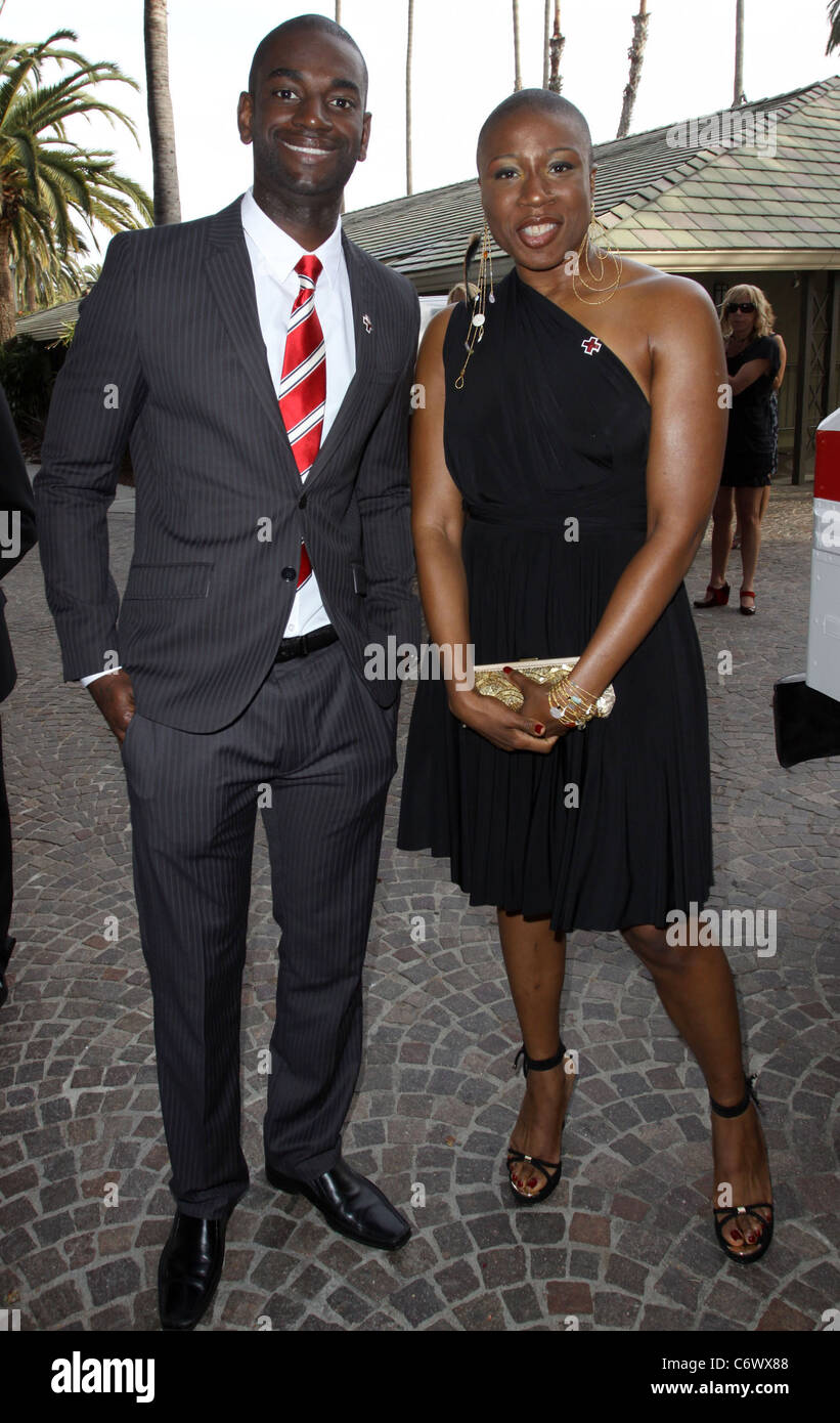 Aisha cerve e valutazione della Croce Rossa Americana cravatta rossa Affair Fundraiser gala tenutosi presso il Fairmont Miramar Hotel Santa Monica, Foto Stock