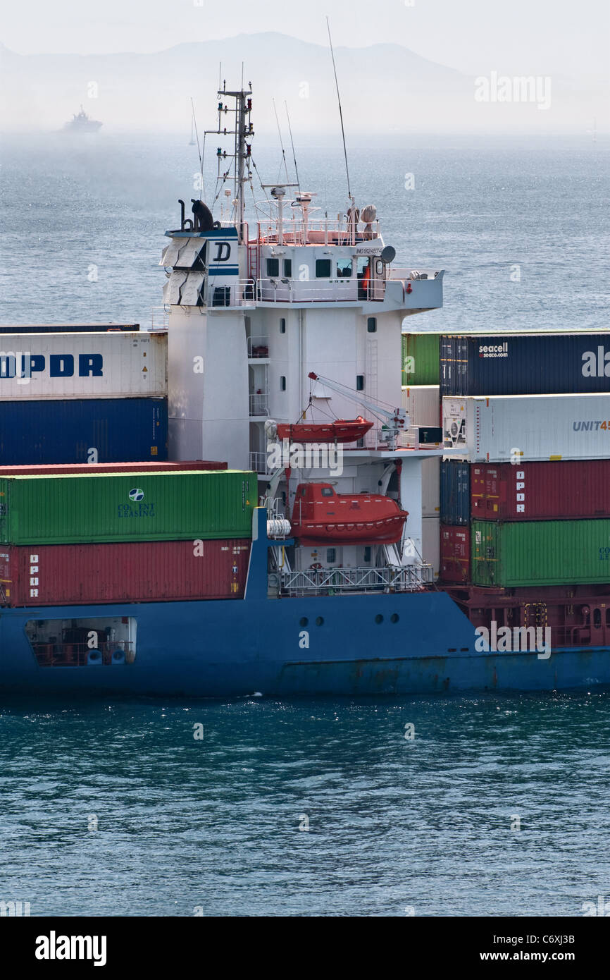 Nave container di vista laterale. "Gertrud'. Gibilterra, Mediterraneo, Europa Foto Stock