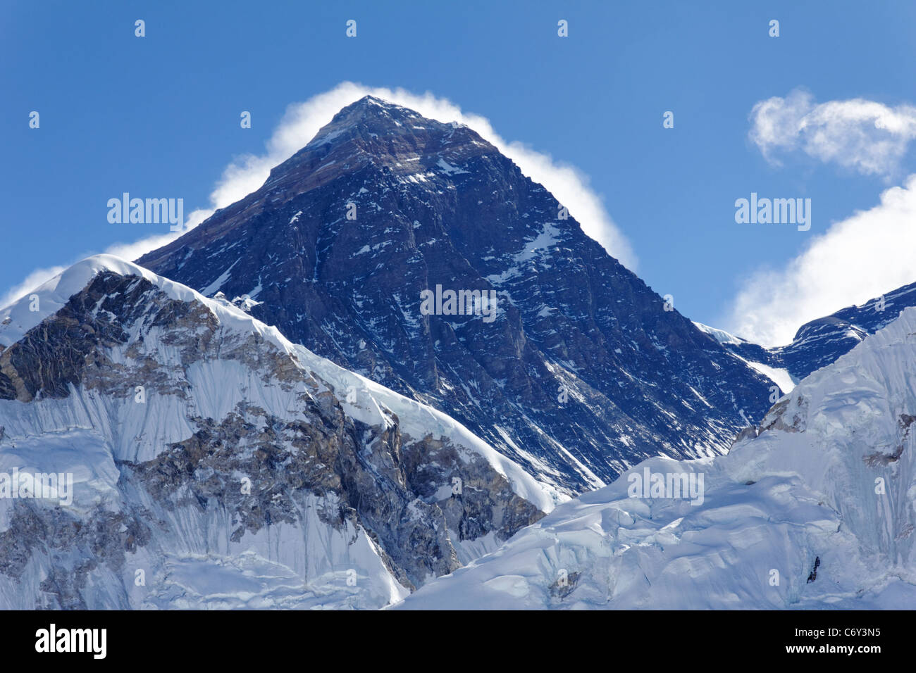 Vista del Monte Everest dal vertice di Kala Pathar, Everest Regione, Nepal Foto Stock