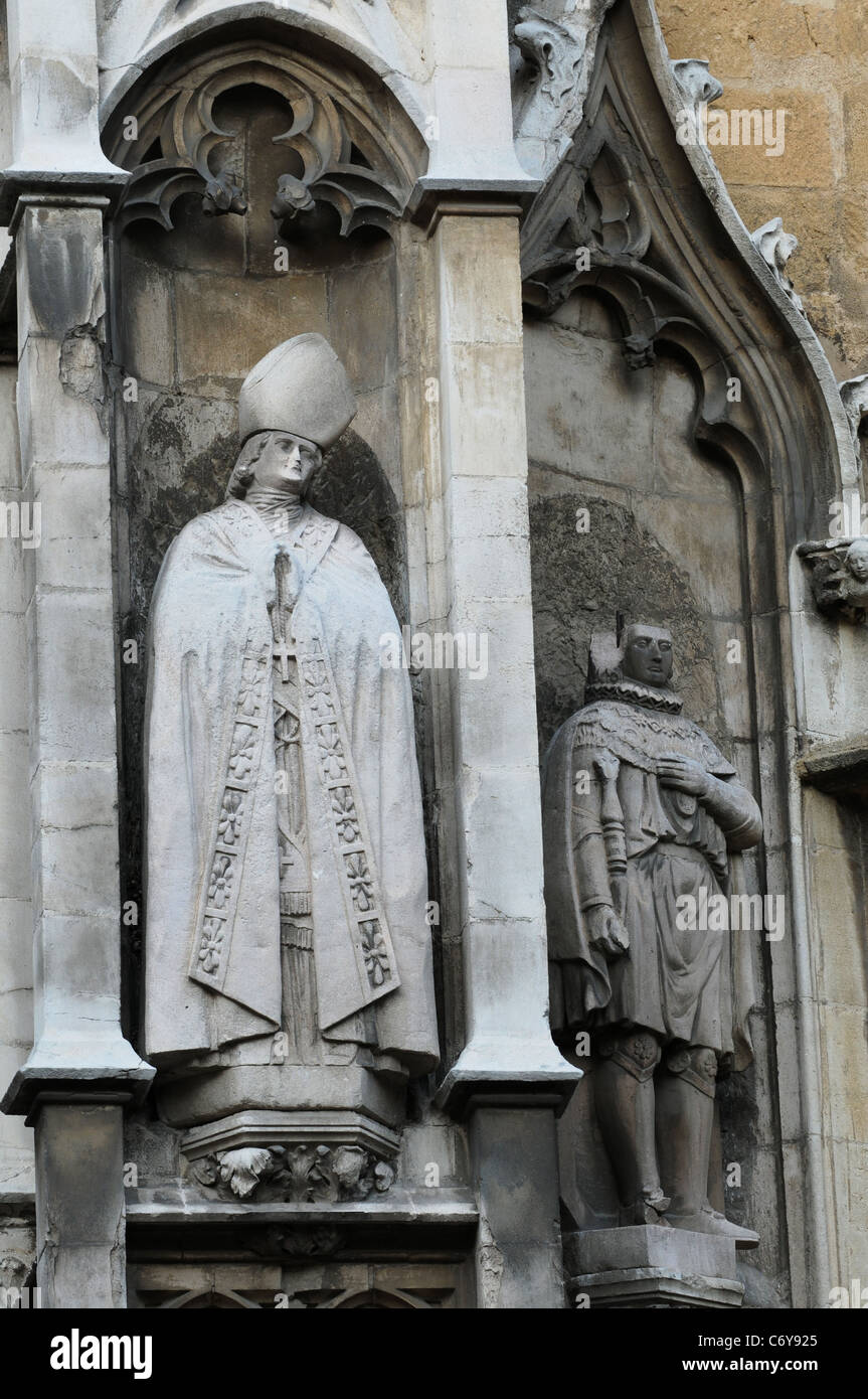 Dettagli della Cattedrale di Aix (Cathédrale Saint-Sauveur d'Aix) in Aix-en-Provence, Francia Foto Stock