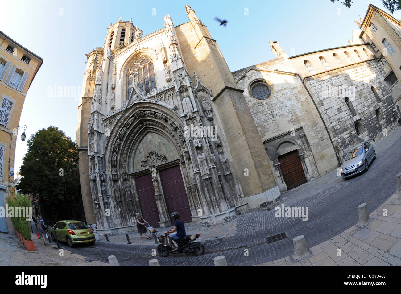 Cattedrale di Aix (Cathédrale Saint-Sauveur d'Aix) in Aix-en-Provence, Francia Foto Stock