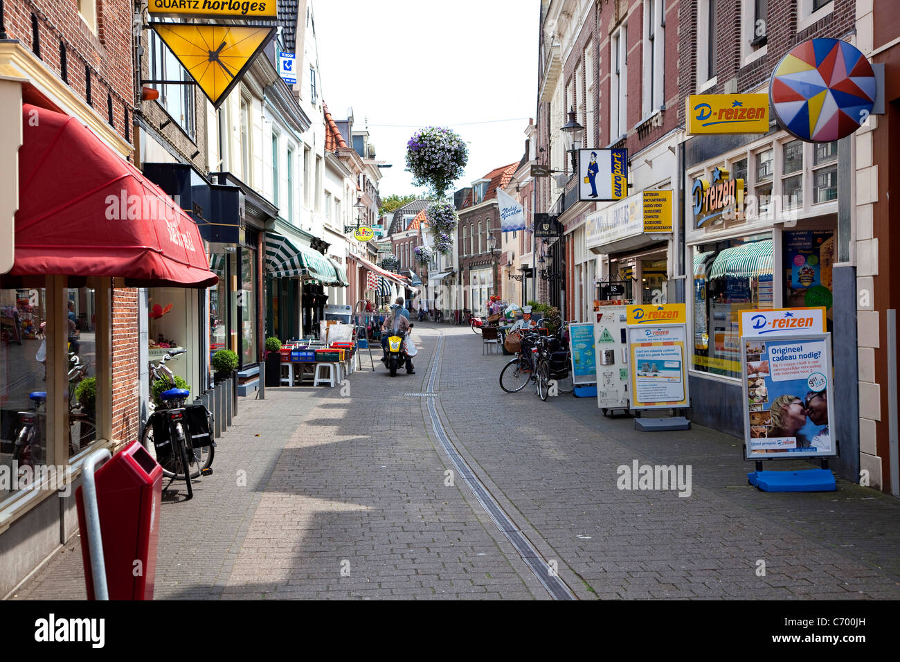 Negozi e per le strade della città di Weesp, Olanda Foto Stock