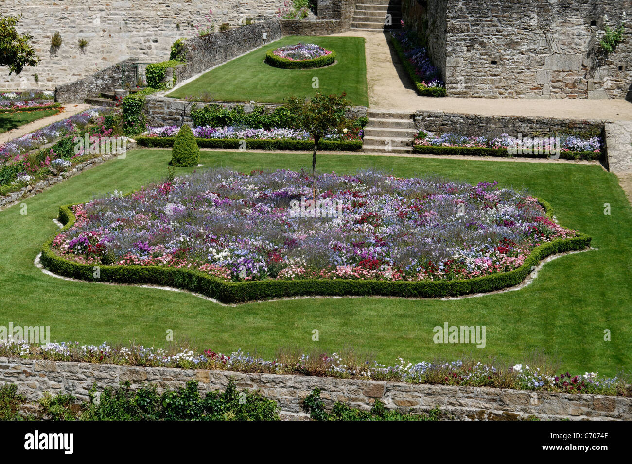 Giardino Pubblico di Vannes (Parco di Hermine castello), giardino alla francese (Morbihan, Francia). Foto Stock