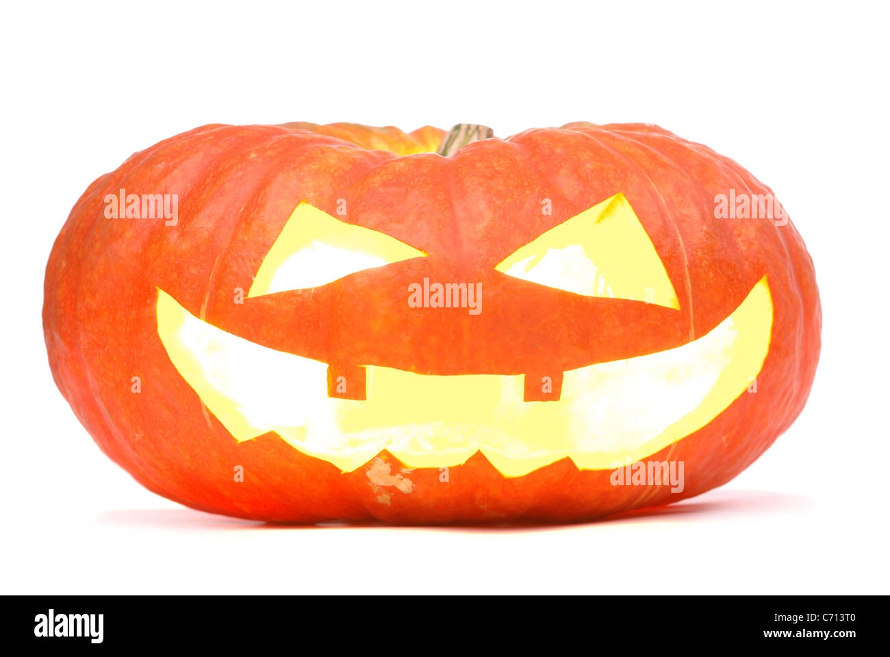 Zucca di Halloween isolato su bianco Foto Stock