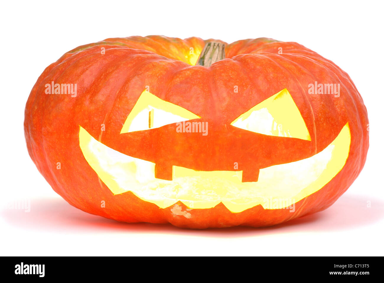 Zucca di Halloween isolato su bianco Foto Stock