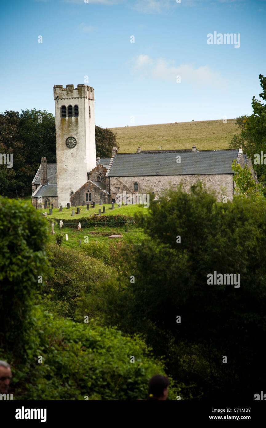 St James's chiesa Manorbier, Il Pembrokeshire Coast National Park, Wales UK, Estate 2011 Foto Stock