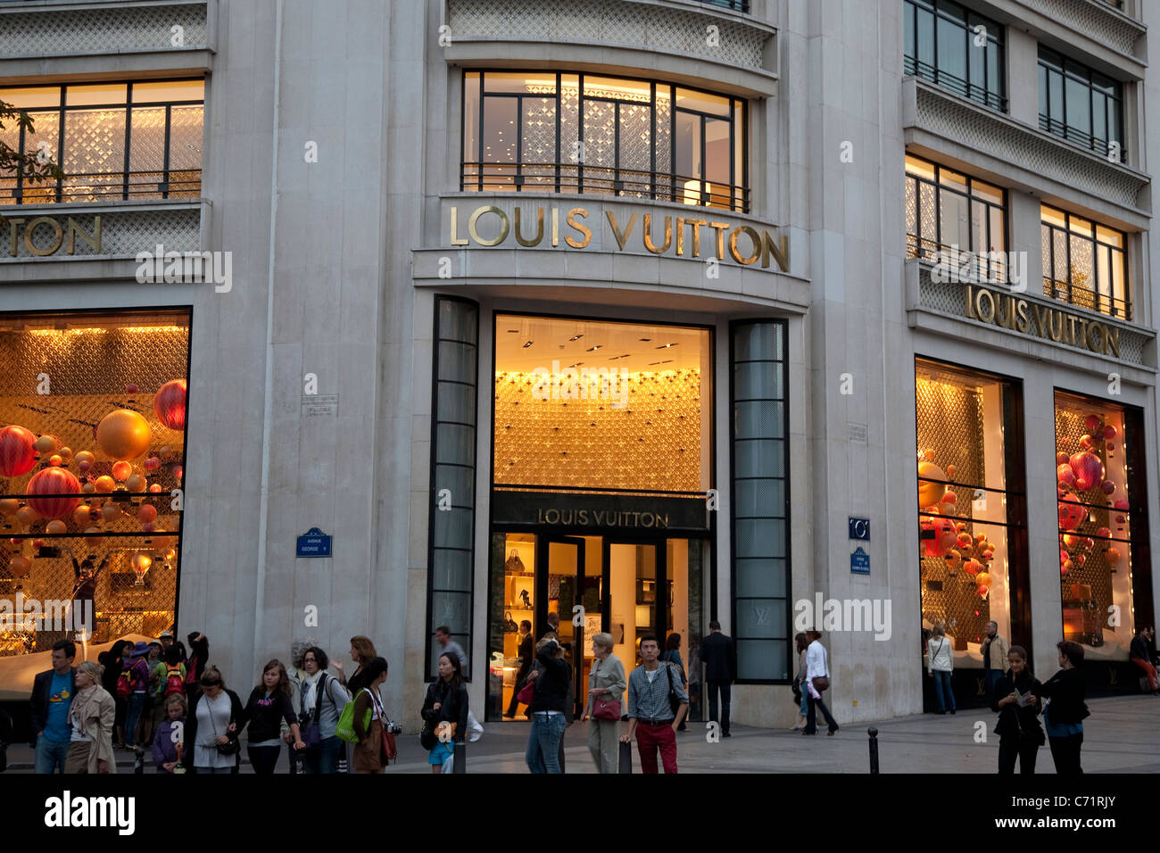 Loius Vuitton Shop on Champs-Elysees, Parigi, Francia Foto Stock