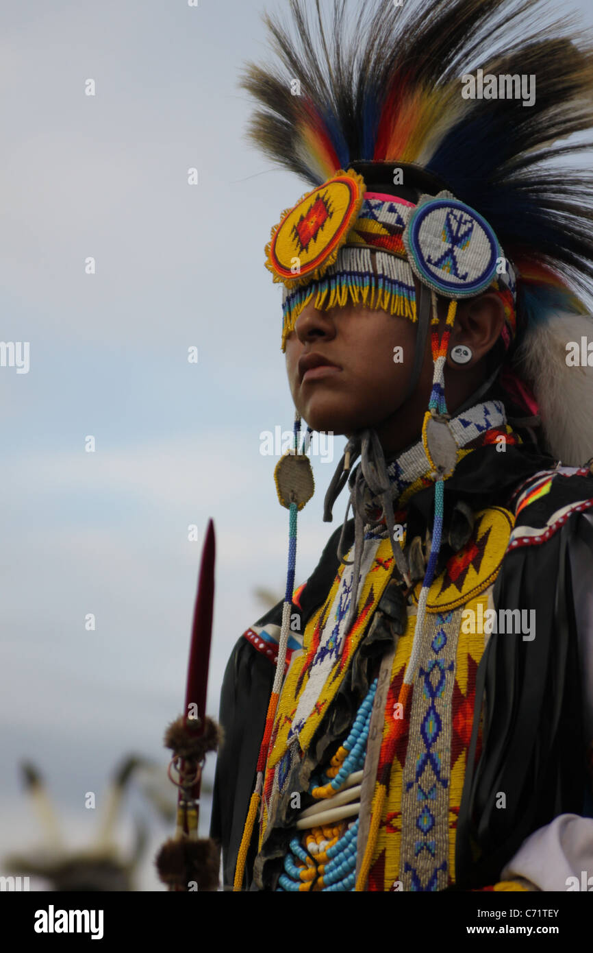 Shakopee Mdewakanton Sioux Comunità Wacipi Pow Wow, Native American dance festival - Ritratto di Native American ballerina Foto Stock