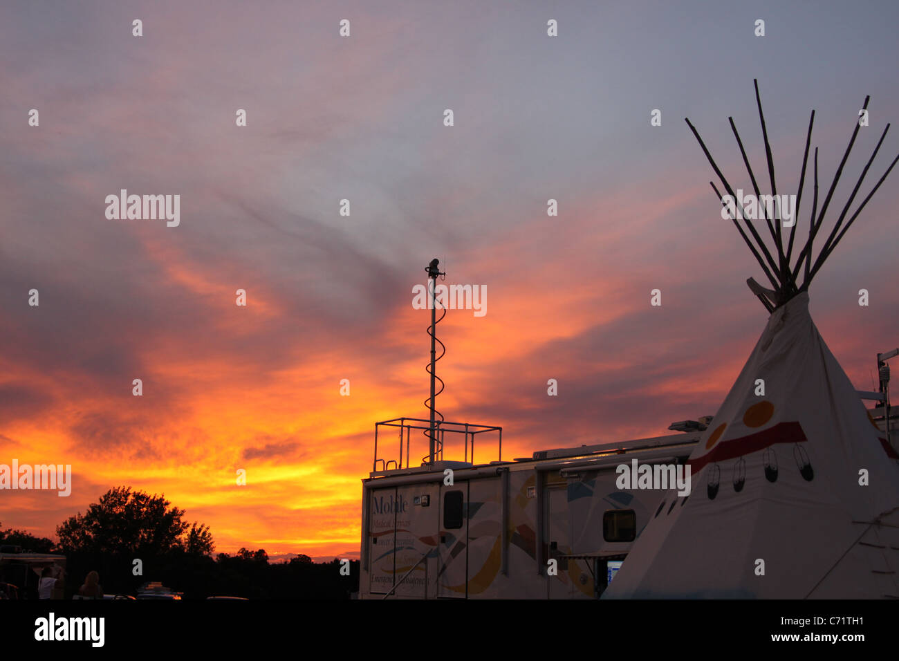 Shakopee Mdewakanton Sioux Comunità Wacipi Pow Wow, Native American dance festival - Tramonto a Shakopee Foto Stock