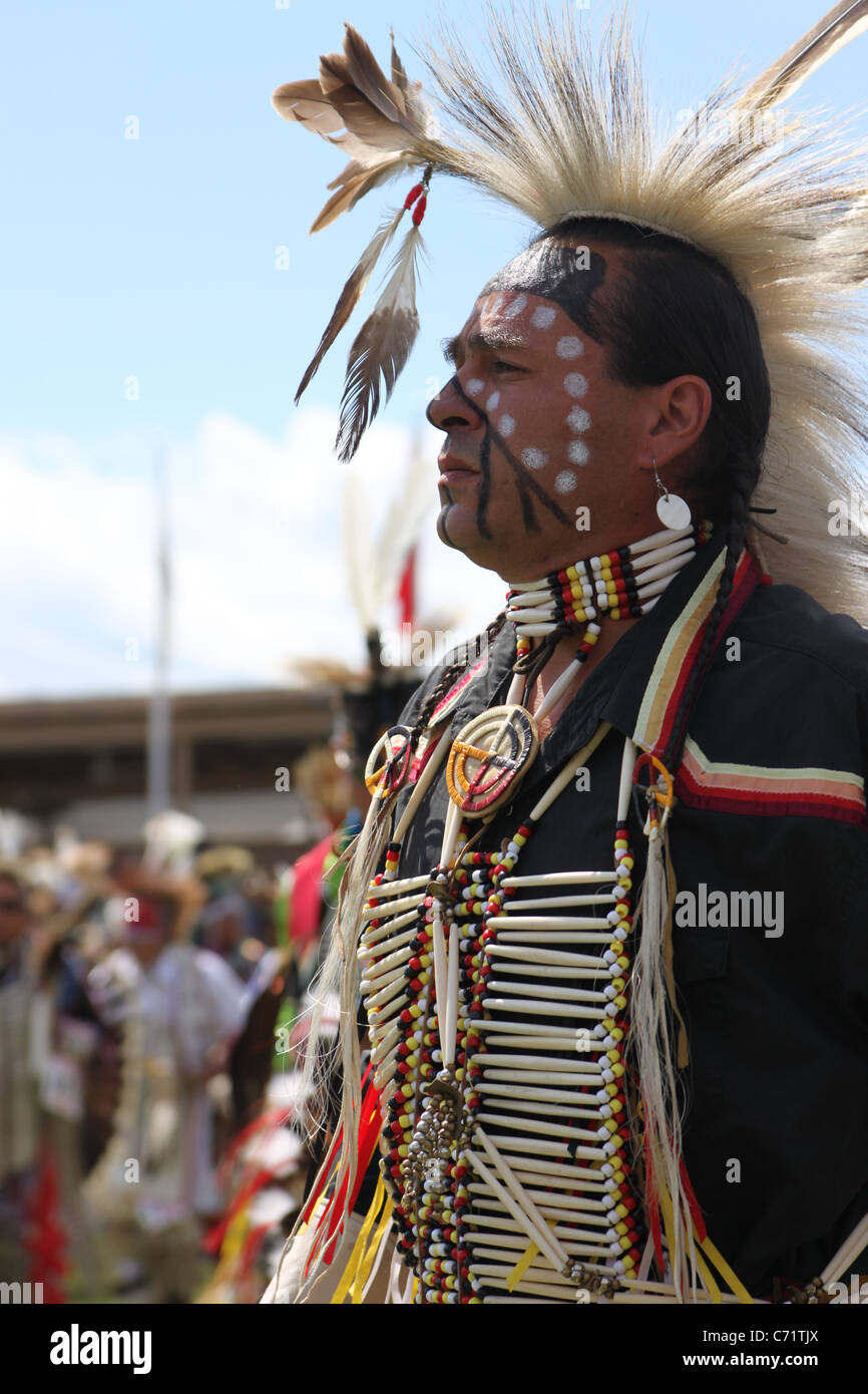 Shakopee Mdewakanton Sioux Comunità Wacipi Pow Wow, Native American dance festival - Ritratto di Native American ballerina Foto Stock