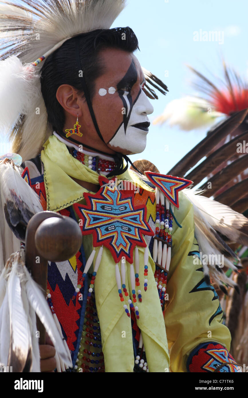 Shakopee Mdewakanton Sioux Comunità Wacipi Pow Wow, Native American dance festival - Ritratto di Native American ballerina Foto Stock