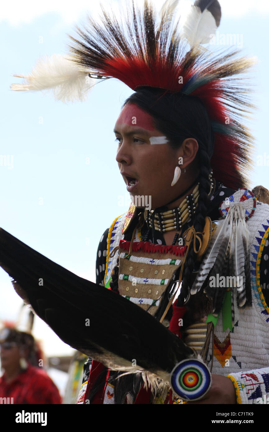 Shakopee Mdewakanton Sioux Comunità Wacipi Pow Wow, Native American dance festival - Ritratto di Native American ballerina Foto Stock