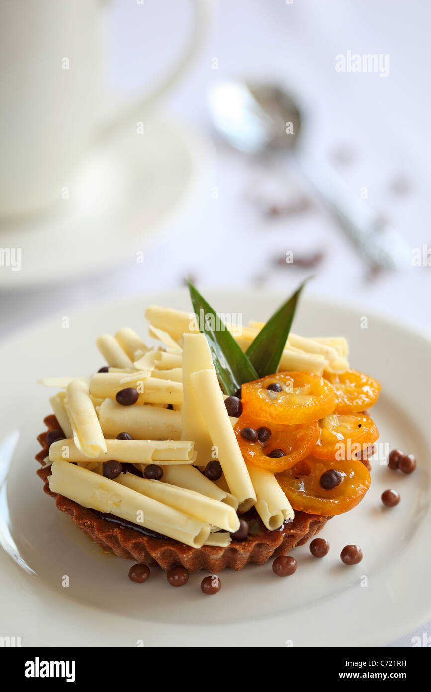 Capo crostata di ribes bianco whit spirali di cioccolato Foto Stock