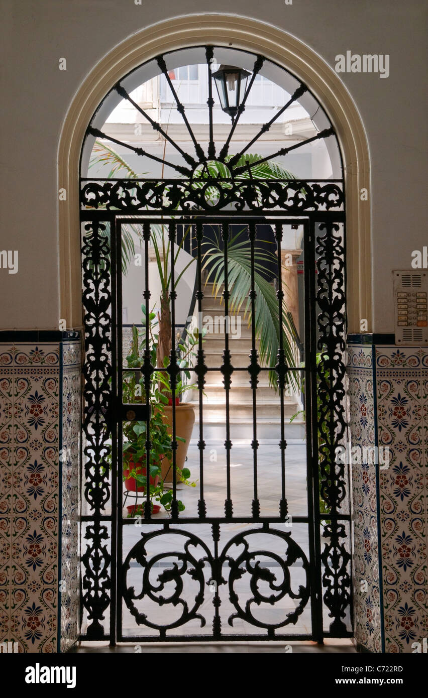 Casa tipica entrata Cadiz Spagna Foto Stock
