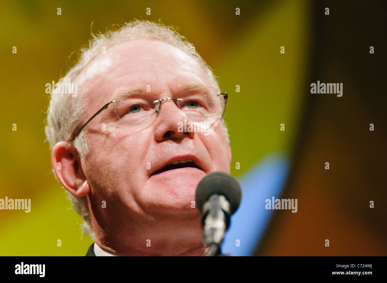 Martin McGuinness risolve il 2011 Sinn Fein Ard Fheis Foto Stock