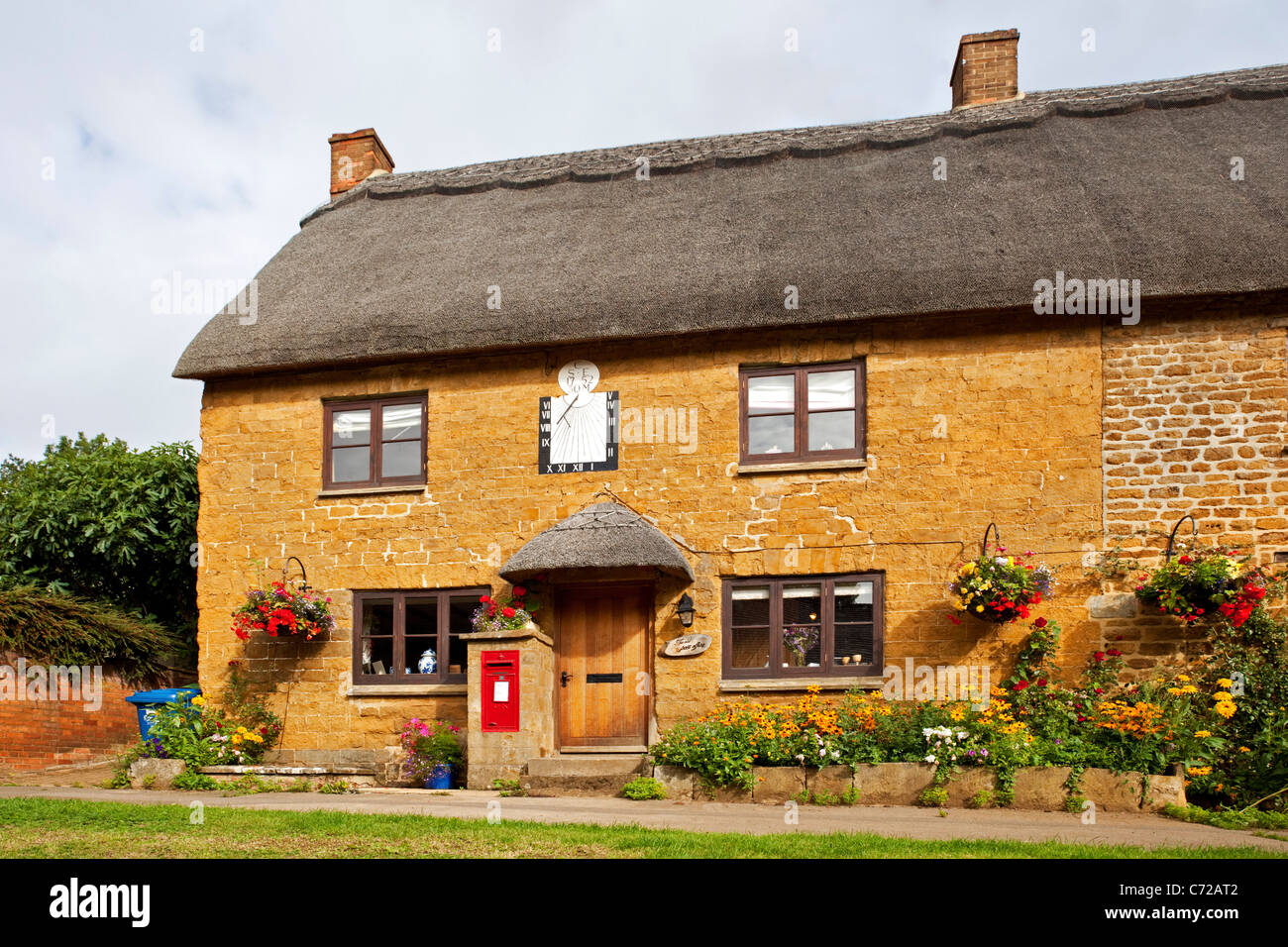 Il vecchio ufficio postale di Wroxton Oxfordshire UK Foto Stock