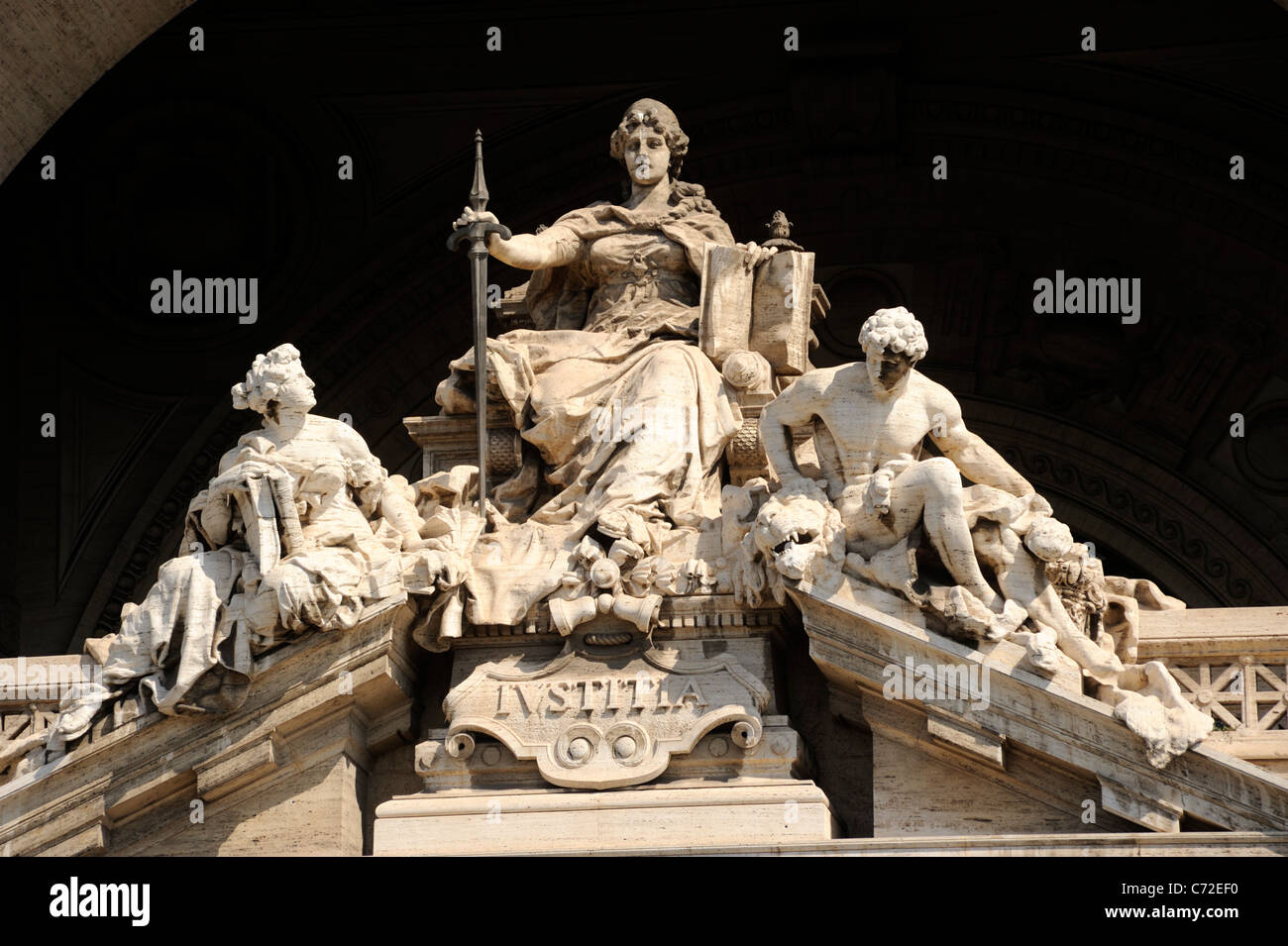 Italia, Roma, Corte di Cassazione, Palazzo di giustizia, Palazzo di giustizia, scultura Foto Stock