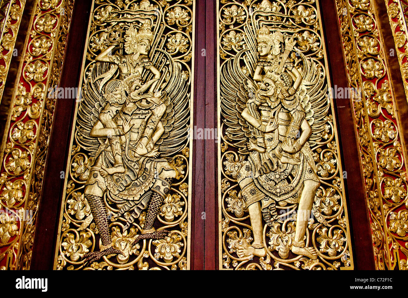 Porta del tempio decorazione in Bali Indonesia Foto Stock