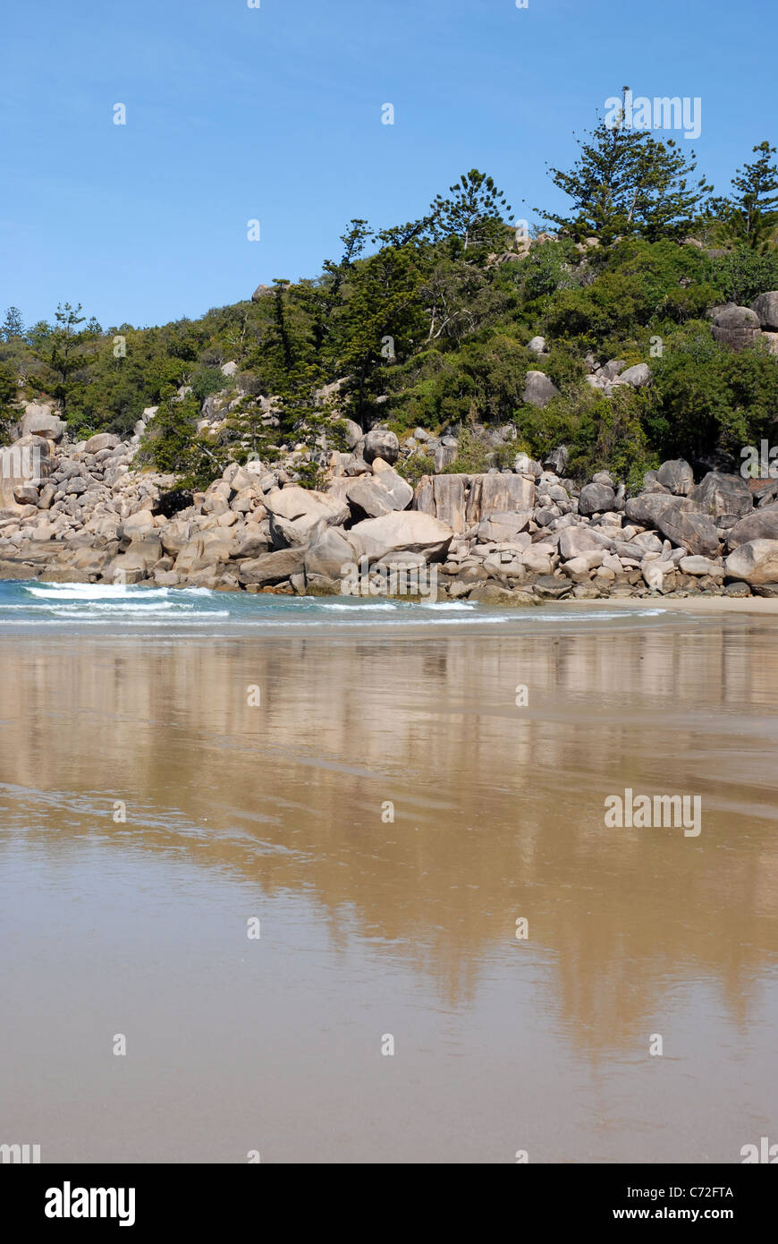 Spiaggia della Baia di firenze, Magnetic Island, Queensland, Australia Foto Stock