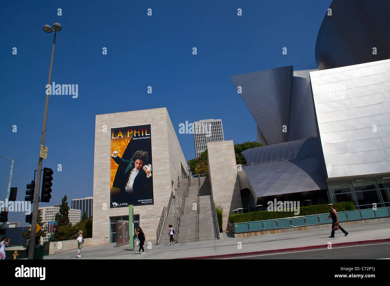 Il Walt Disney Concert Hall di Los Angeles California home della Los Angeles Philharmonic Foto Stock