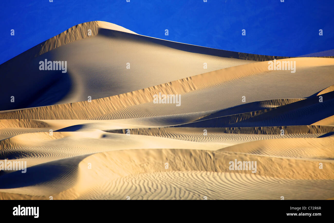 Bellissime Dune di sabbia formazioni in Death Valley California Foto Stock