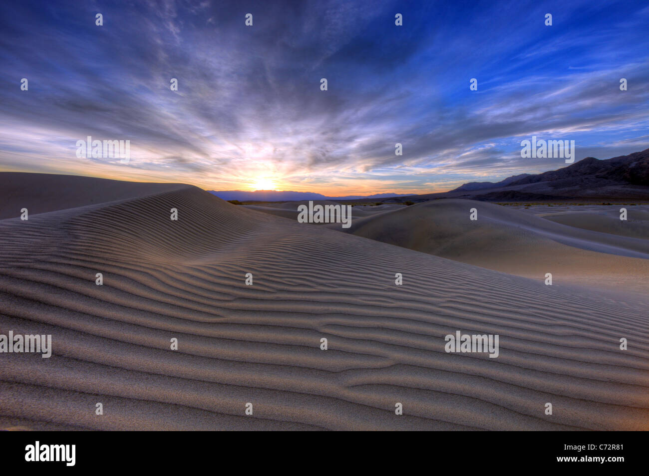 Bellissime Dune di sabbia formazioni in Death Valley California Foto Stock