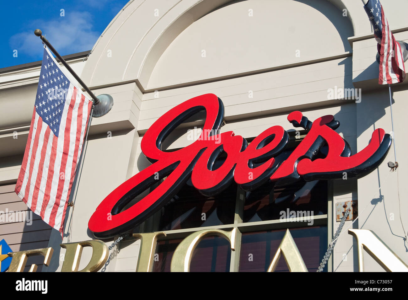 Commercial Wharf East con 'Joe's American Bar & Grill', Boston, Massachusetts, USA Foto Stock