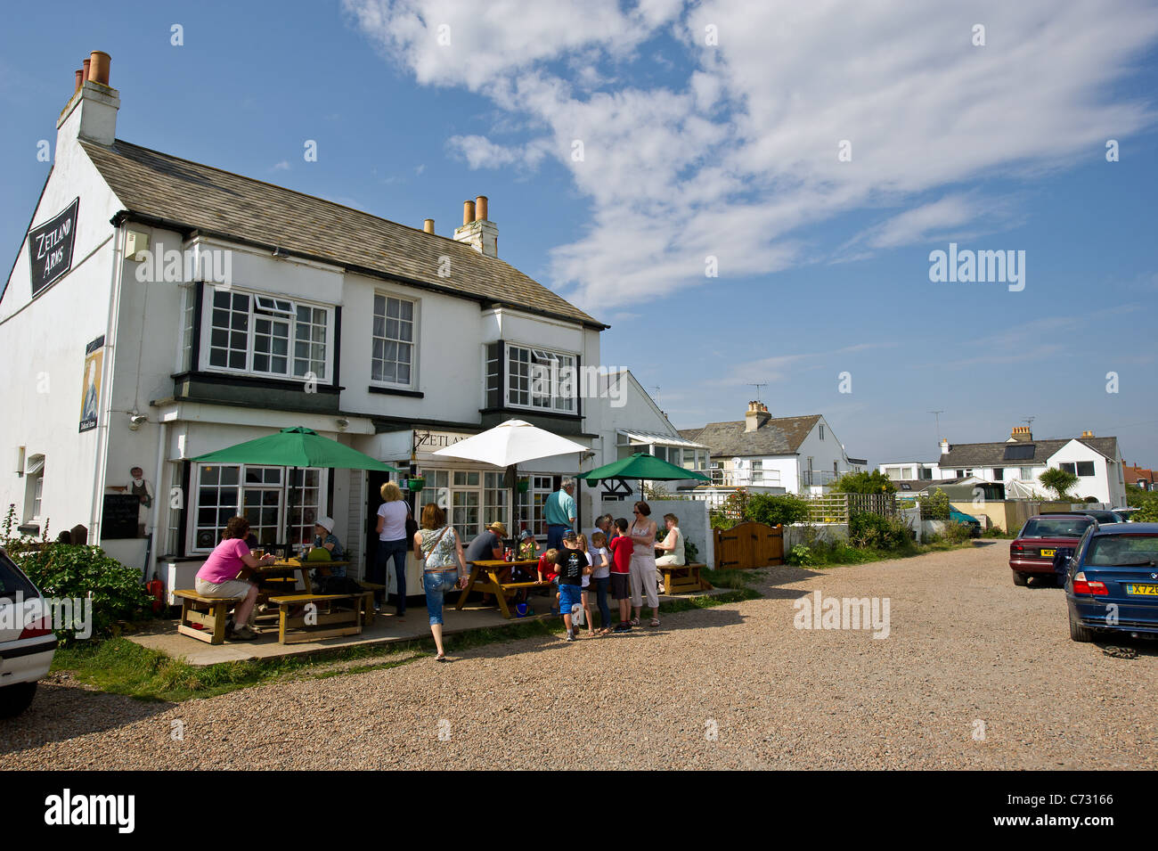La Zetland bracci. Un pastore Neame pub sulla spiaggia a Kingsdown vicino a trattare nel Kent Foto Stock