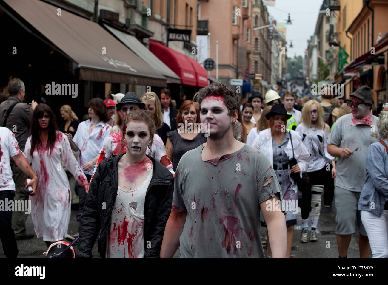 Gli zombie a Stoccolma Zombie a piedi 2011 Foto Stock
