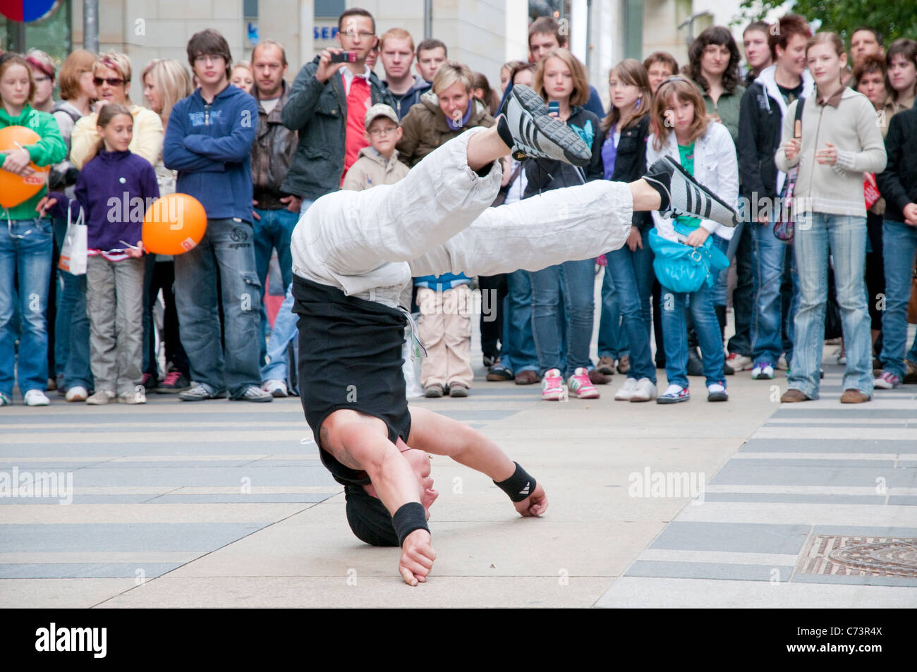 Breakdancer, breakdance, Dresda, Libero Stato di Sassonia, Germania, Europa Foto Stock