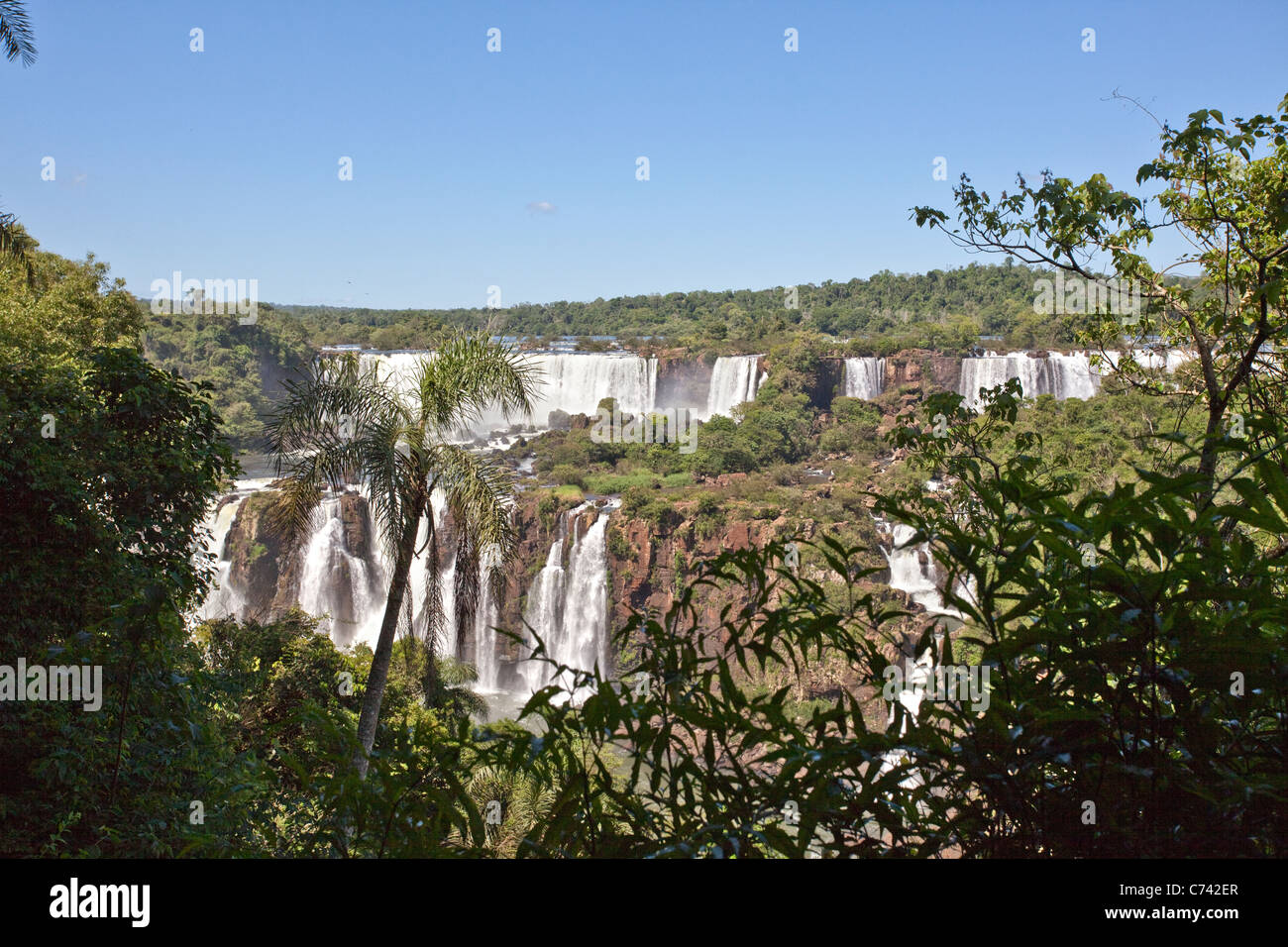 Iguassu Falls visto dal lato Brasiliano, Paraná, Brasile, Sud America. Foto Stock