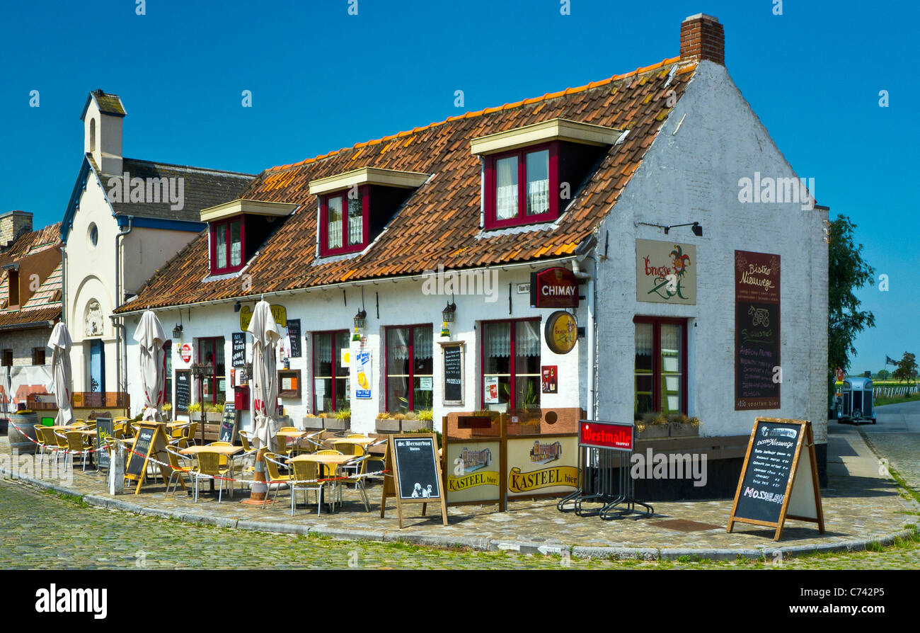 Al di fuori di un Bistro vicino a Damme, Belgio Foto Stock