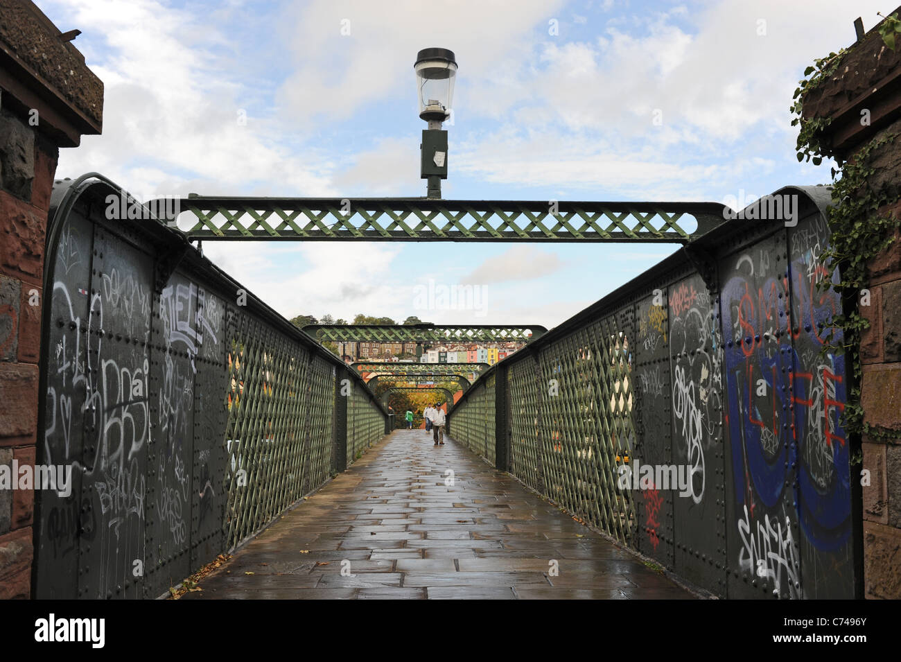 Ponte che attraversa il fiume Avon a Bristol REGNO UNITO Foto Stock