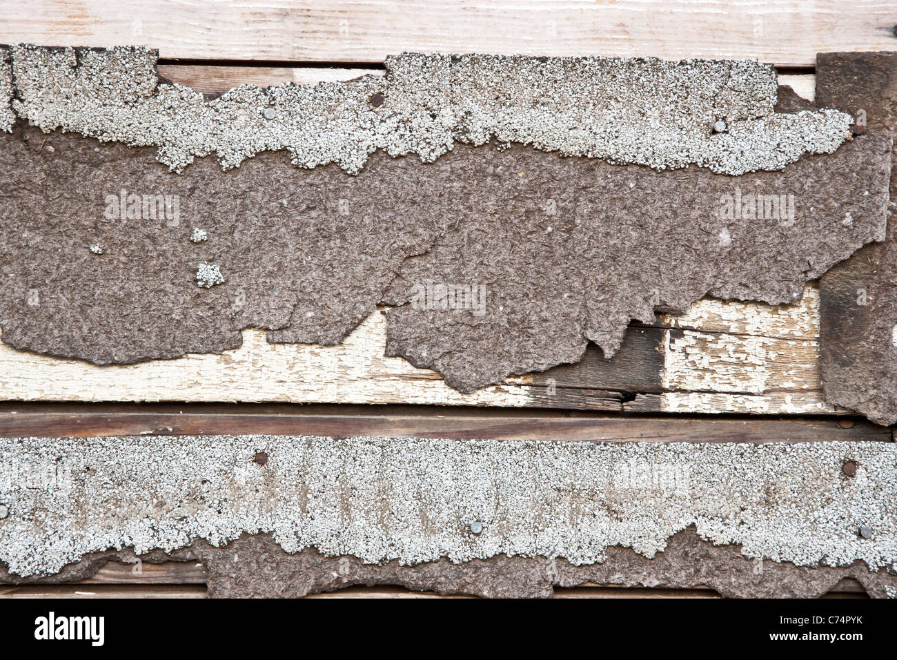 Composizione di amianto scandole di asfalto deterioramento Foto Stock
