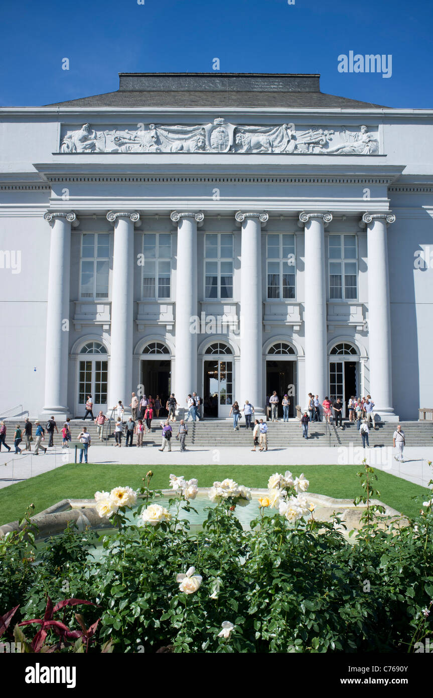 Giardini presso il Kurfurstliches Schloss o Palazzo elettorale presso la Federal Horticultural Show o Bundesgartenschau BUGA Koblenz Foto Stock