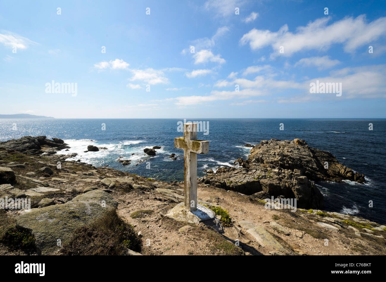 Croce per una vittima di un naufragio - Costa della morte, Galizia Spagna Foto Stock
