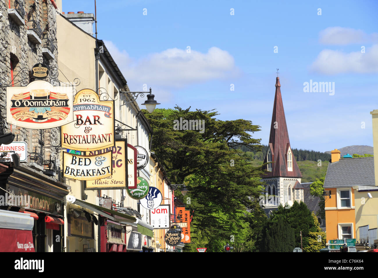 Henry Street, Kenmare, Co Kerry, Rep dell'Irlanda. Foto Stock