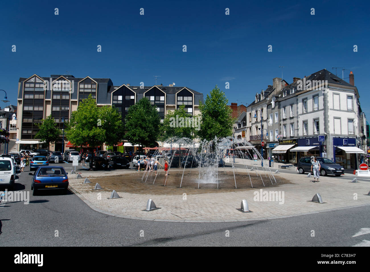 Città Mayenne, downtown : Place Clémenceau (Mayenne, Pays de la Loire, Francia). Foto Stock