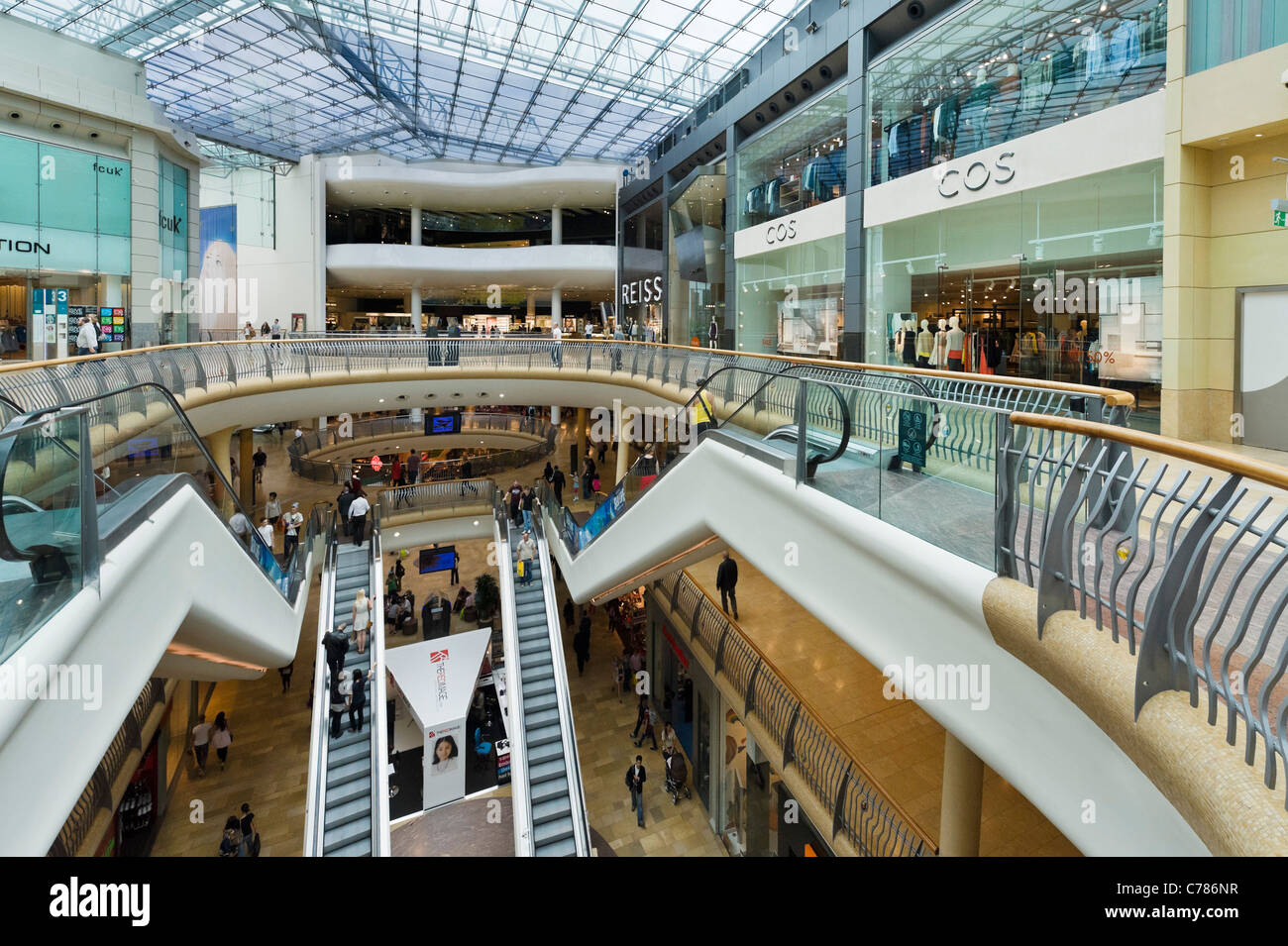 Il Bull Ring Shopping Centre, Birmingham, West Midlands, England, Regno Unito Foto Stock